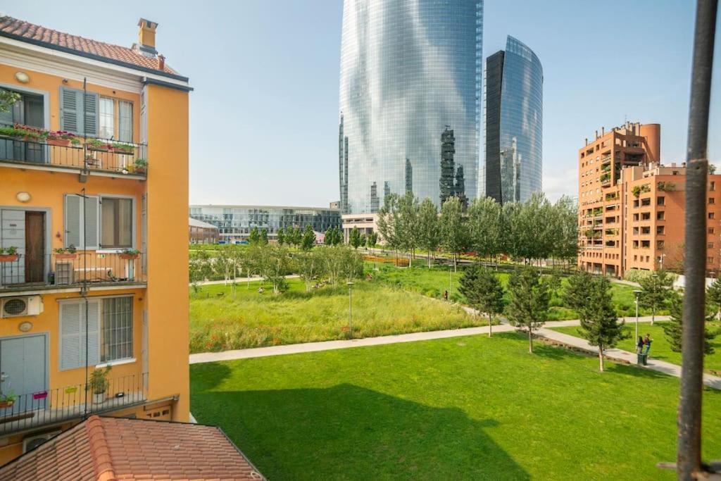 Free Wi-Fi - A/C - Vertical Tower - Garibaldi Milan Exterior photo